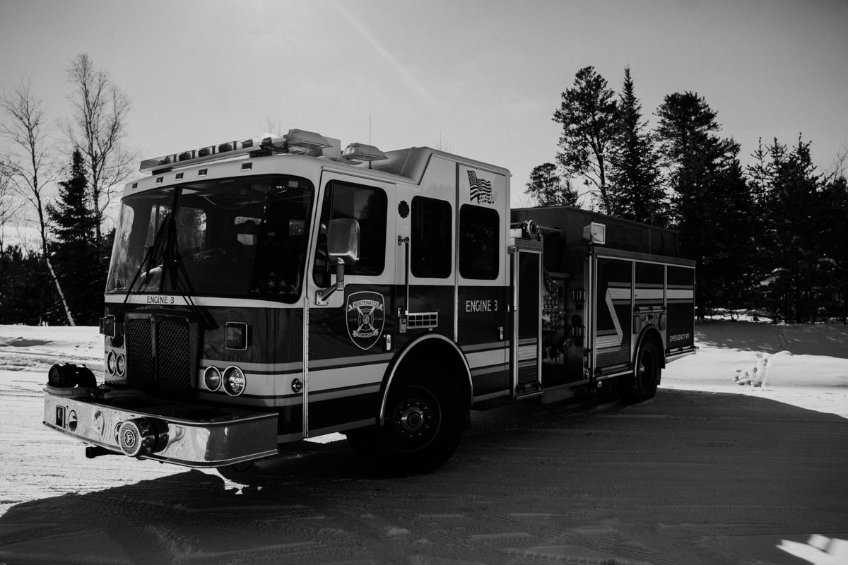 Fire Truck in Snow 2